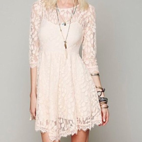 DRESS - Free People peachy blush lace overlay asymmetrical pullover dress. - Picture 4 of 16